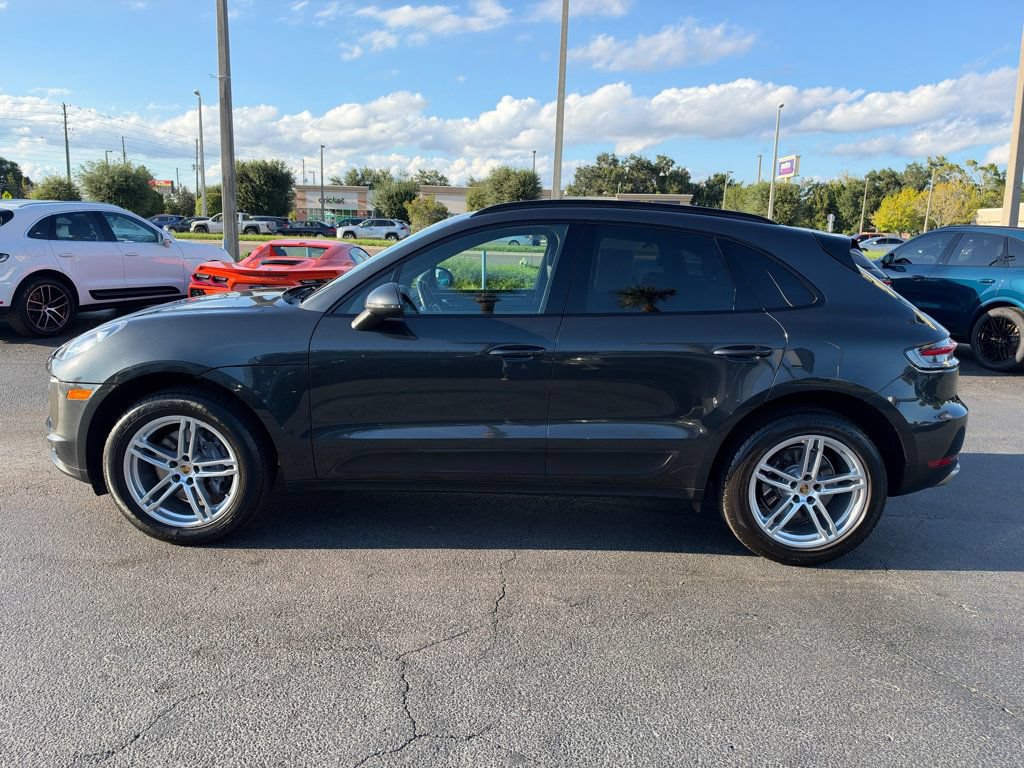 Used 2021 Porsche Macan w/ Premium Package AWD/4WD image 9