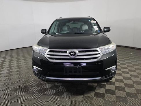 Used 2012 Toyota Highlander SE w/ Tow Pkg image 21