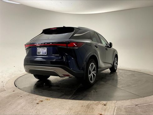 Used 2025 Lexus RX 350 Premium w/ Accessory Package (Z1) FWD image 4