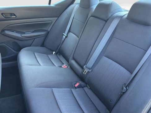 Used 2025 Nissan Altima 2.5 SV FWD image 18