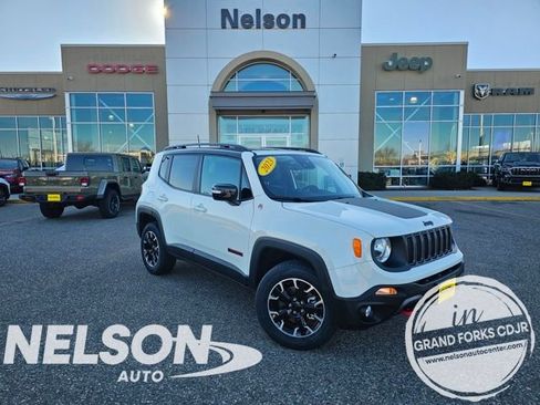 Used 2023 Jeep Renegade Trailhawk image 1