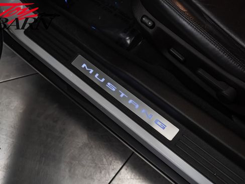 Used 2012 Ford Mustang GT Premium image 21