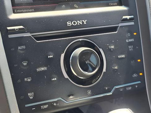 Used 2013 Ford Fusion Titanium FWD image 21