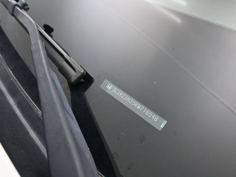 Certified 2024 Honda HR-V LX image 42