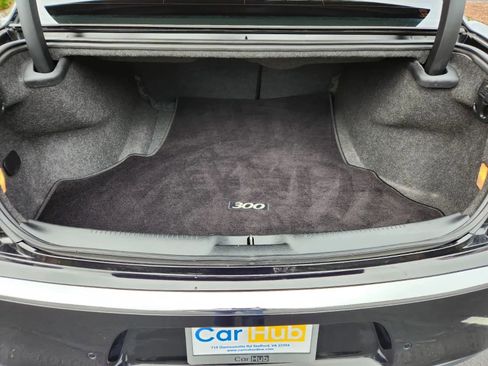 Used 2017 Chrysler 300 C w/ Safetytec Plus Group image 14