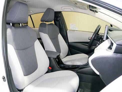 Used 2022 Toyota Corolla LE FWD image 20