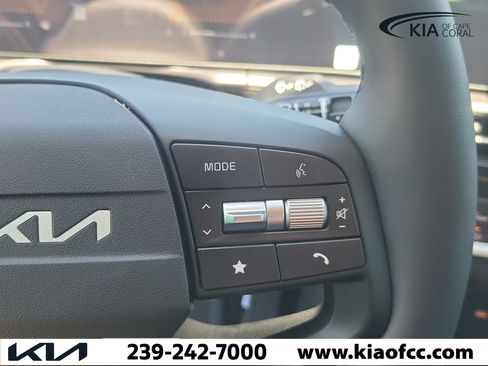New 2026 Kia Sportage EX FWD image 27