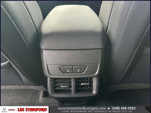 Used 2025 Chevrolet Equinox RS w/ Safety and Technology Package AWD/4WD image 15