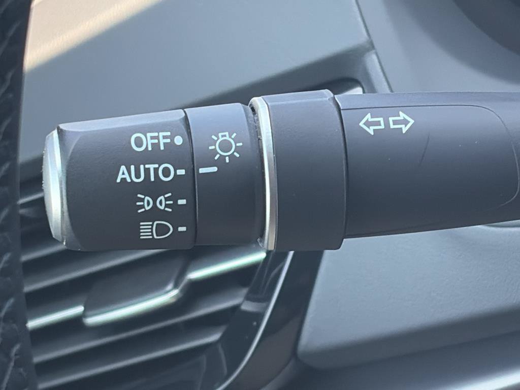 Certified 2025 Acura RDX SH-AWD image 10