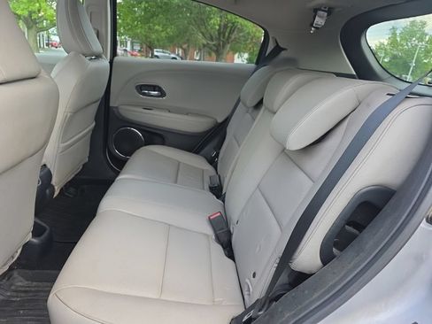 Used 2019 Honda HR-V EX-L image 23