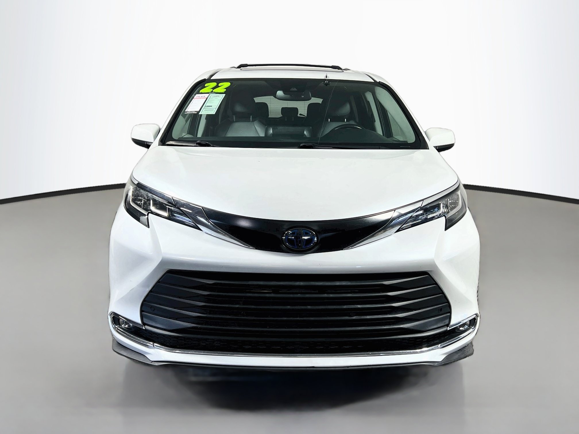 Used 2022 Toyota Sienna XLE FWD image 11