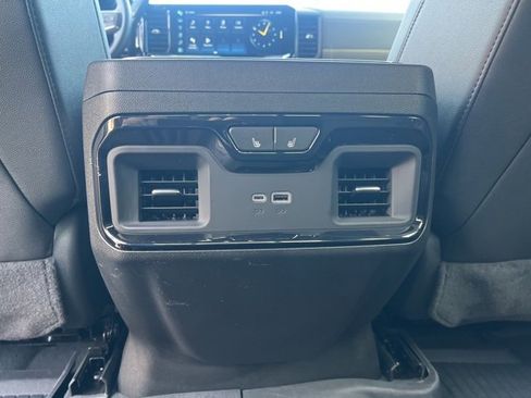 Used 2024 Chevrolet Silverado 2500 ZR2 w/ ZR2 Bison Edition image 25