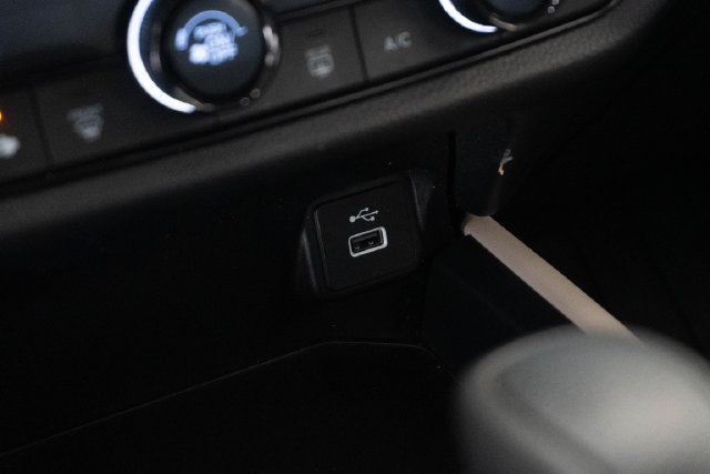 Certified 2023 Honda HR-V LX image 16