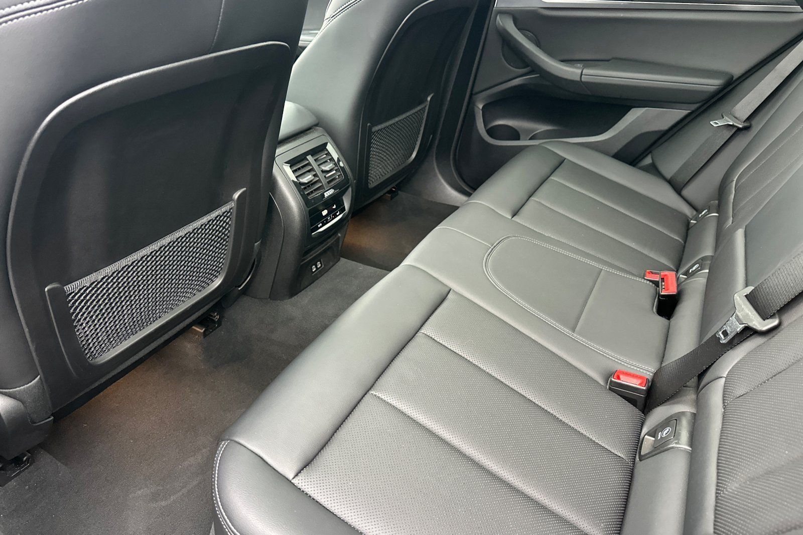 Used 2023 BMW X3 sDrive30i w/ Premium Package RWD image 11