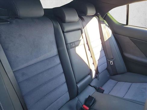 Used 2022 Lexus IS 500 image 16