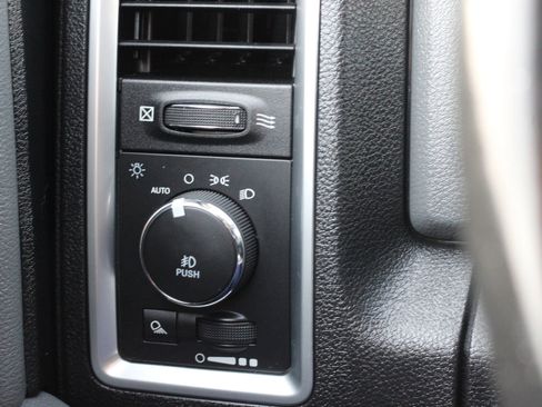 Used 2017 RAM 1500 Big Horn image 20