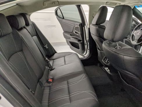 Used 2024 Lexus ES 350 350 Luxury w/ Accessory Package (Z1) image 18