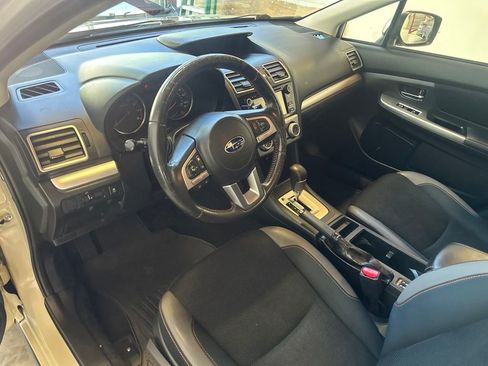 Used 2017 Subaru Crosstrek 2.0i Premium AWD/4WD image 9