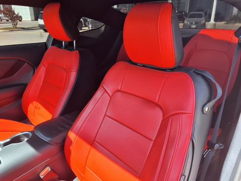 Used 2024 Ford Mustang Coupe RWD image 13