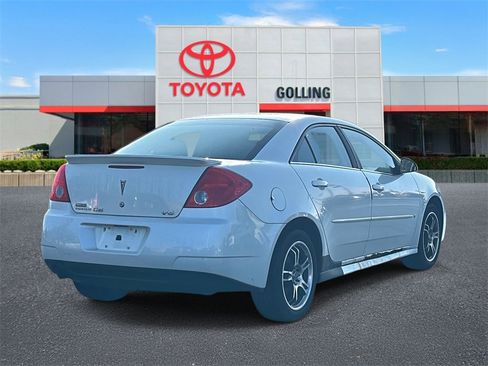 Used 2009 Pontiac G6 Sedan w/ Sport Package 2 image 5