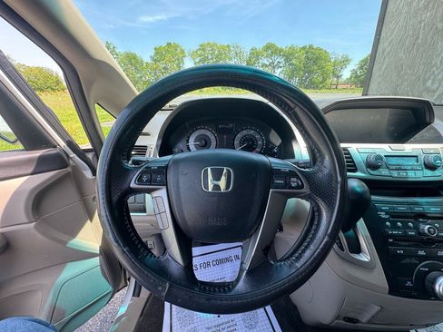 Used 2011 Honda Odyssey EX-L image 17
