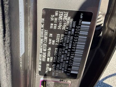 Used 2017 Hyundai Santa Fe Sport image 24