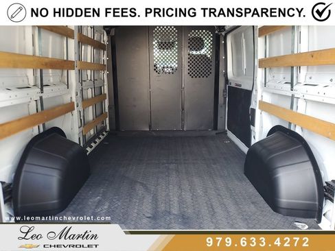 Used 2025 RAM ProMaster 2500 w/ U-Haul Equipment Group FWD image 6