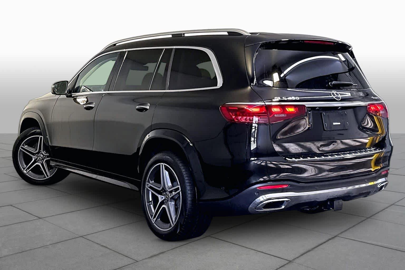 Used 2024 Mercedes-Benz GLS 450 4MATIC image 12