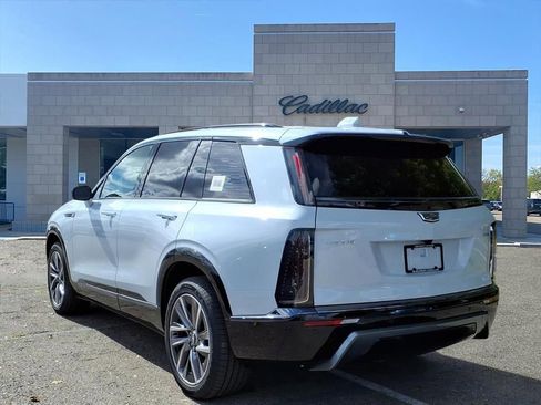 New 2026 Cadillac Vistiq Sport image 6