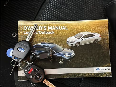 Used 2018 Subaru Outback 2.5i Premium image 28