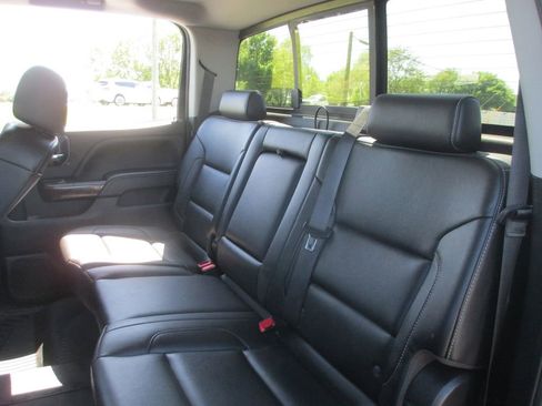 Used 2019 GMC Sierra 2500 SLT image 23