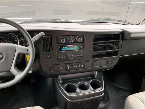 Used 2024 Chevrolet Express 3500 w/ Power Convenience Package RWD image 6