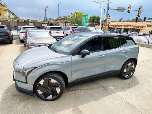 New 2026 Volvo EX30 Ultra w/ Protection Package AWD/4WD image 3