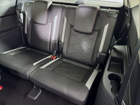 New 2026 Volkswagen Atlas Peak Edition AWD/4WD image 29