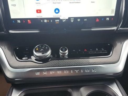 New 2025 Ford Expedition Platinum w/ Stealth Performance Package image 53