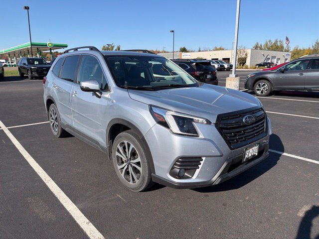 Used 2023 Subaru Forester Limited AWD/4WD image 1