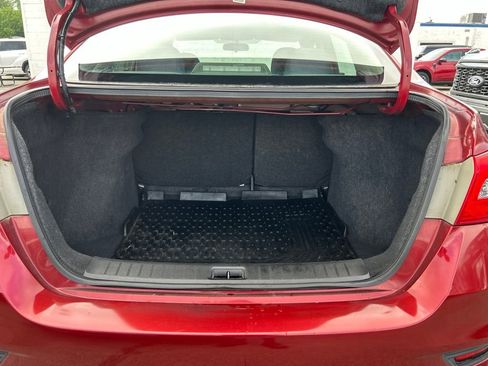 Used 2016 Nissan Sentra SR FWD image 38