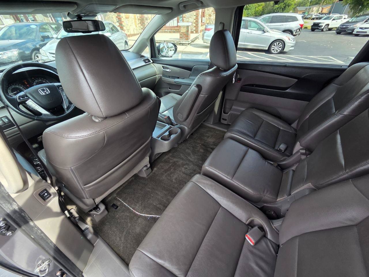 Used 2014 Honda Odyssey Touring image 14