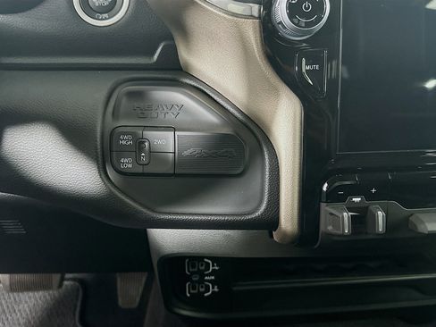 Used 2024 RAM 2500 Laramie image 26