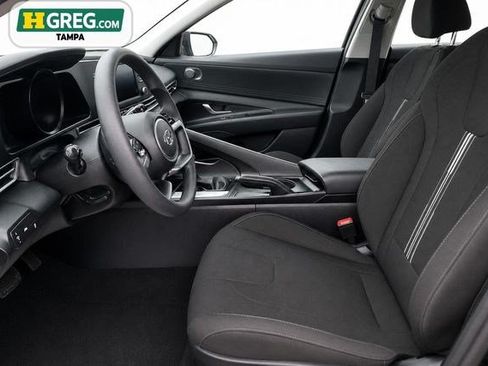 Used 2023 Hyundai Elantra SEL FWD image 8