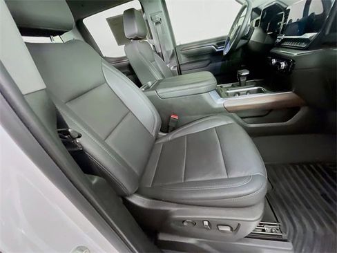 Used 2024 GMC Sierra 1500 SLT w/ SLT Premium Plus Package image 30