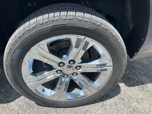 Used 2019 GMC Yukon Denali w/ Open Road Package AWD/4WD image 25