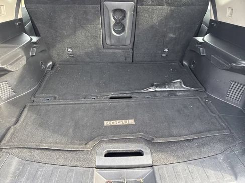 Used 2016 Nissan Rogue S FWD image 10