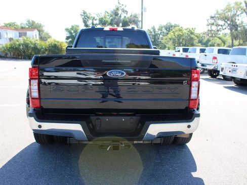 Used 2022 Ford F350 Lariat w/ Lariat Ultimate Package image 6