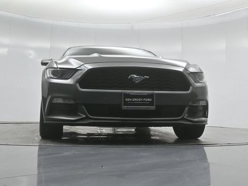 Certified 2017 Ford Mustang Coupe RWD image 42