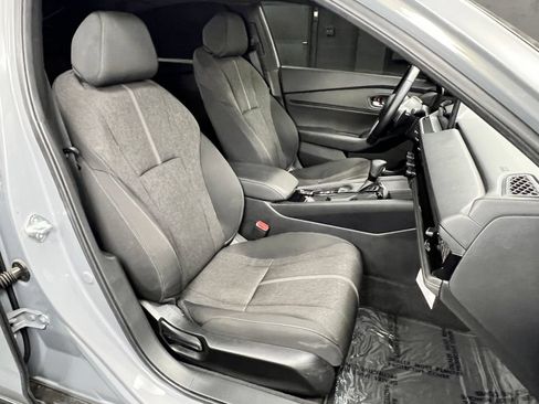 Used 2025 Honda Accord Sport image 8