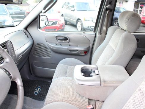 Used 2002 Ford F150 XLT image 14