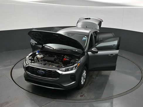 Used 2025 Ford Escape Active image 36