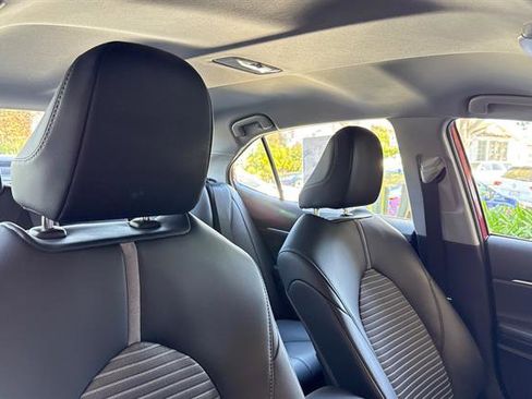 Used 2024 Toyota Camry SE w/ Cold Weather Package image 16