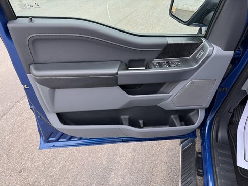 Used 2022 Ford F150 XLT w/ Equipment Group 302A High image 7